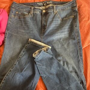 Torrid Classic blue Trio Skinny Jeans